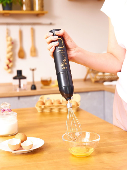 Блендер погружной Scarlett Золотая коллекция SC-HB42M45 800Вт черный/золотистый