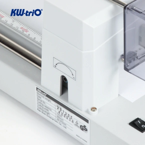 Резак гильотинный Kw-Trio 3947 A3/200лист./430мм/ручн.прижим Резак гильотинный Kw-Trio 3947 A3/200лист./430мм/ручн.прижим