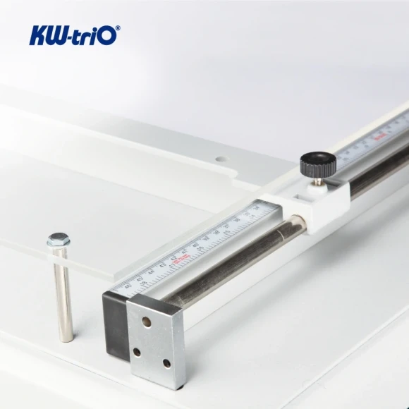 Резак гильотинный Kw-Trio 3947 A3/200лист./430мм/ручн.прижим Резак гильотинный Kw-Trio 3947 A3/200лист./430мм/ручн.прижим