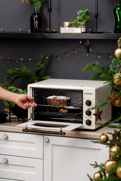 Мини-печь Starwind SMO2026 36л. 1300Вт бежевый