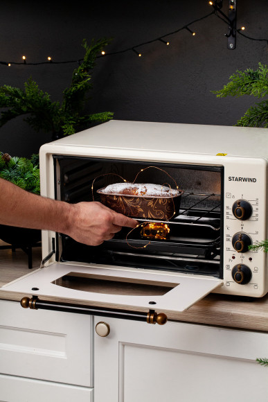 Мини-печь Starwind SMO2026 36л. 1300Вт бежевый