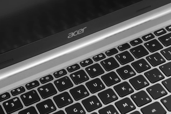 Ноутбук Acer Aspire Lite AL15-21P-R0R4 Ryzen 5 40 8Gb SSD512Gb AMD Radeon 610M 15.6" IPS FHD (1920x1080) без ОС silver WiFi BT Cam 4574mAh (NX.DTQCD.003)