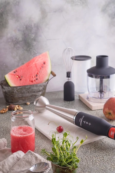 Блендер погружной Starwind SBP3432b 800Вт черный/красный Блендер погружной Starwind SBP3432b 800Вт черный/красный