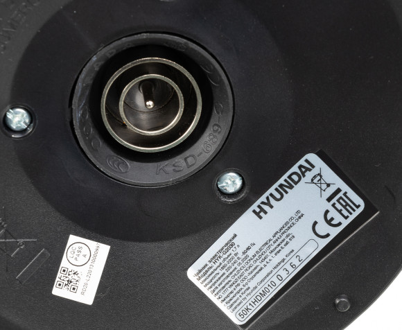 Чайник электрический Hyundai HYK-G2030 1.7л. 2200Вт черный корпус: стекло/пластик Чайник электрический Hyundai HYK-G2030 1.7л. 2200Вт черный корпус: стекло/пластик