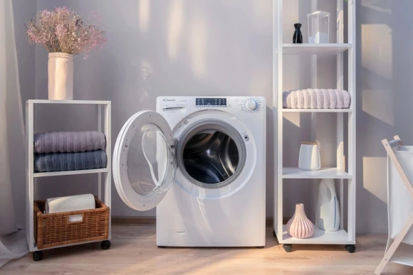 Стиральная машина Candy Smart Pro CSO4 276TWM-07 класс: A загр.фронтальная макс.:7кг белый инвертор
