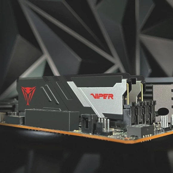 Память DDR5 2x16Gb 6400MHz Patriot PVV532G640C32K Viper Venom RTL Gaming PC5-51200 CL32 DIMM 288-pin 1.4В kit с радиатором Ret