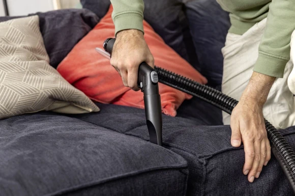 Пылесос моющий Karcher SE 4 Plus 1000Вт белый/черный Пылесос моющий Karcher SE 4 Plus 1000Вт белый/черный