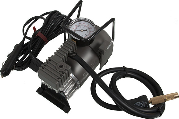 Автомобильный компрессор Berkut R15 40л/мин шланг 1.2м Автомобильный компрессор Berkut R15 40л/мин шланг 1.2м