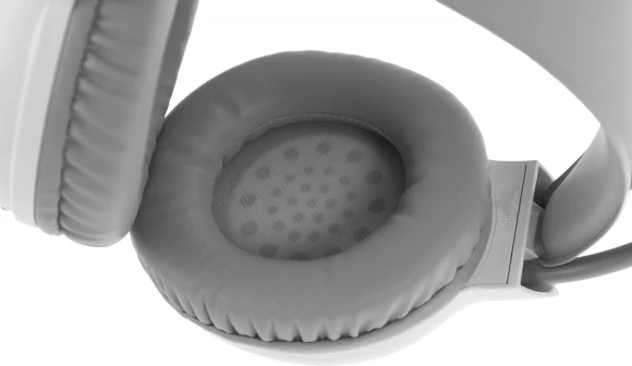 Наушники с микрофоном A4Tech Fstyler FH300U белый 2м мониторные USB оголовье (FH300U WHITE) Наушники с микрофоном A4Tech Fstyler FH300U белый 2м мониторные USB оголовье (FH300U WHITE)