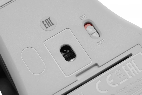 Мышь A4Tech Fstyler FG35S серебристый/белый оптическая 2000dpi silent беспров. USB 5but (FG35S USB SILVER) Мышь A4Tech Fstyler FG35S серебристый/белый оптическая 2000dpi silent беспров. USB 5but (FG35S USB SILVER)