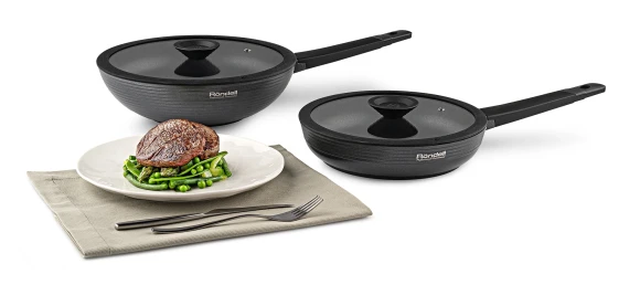 Сковорода Rondell Kontur RDA-1486 круглая 24см покрытие: Xylan Plus ручка несъемная (с крышкой) графитовый