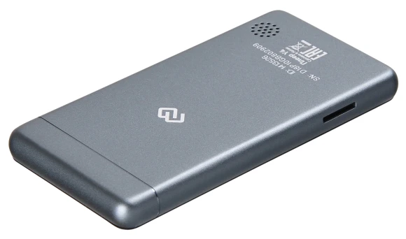 Плеер Hi-Fi Flash Digma Y4 BT 16Gb черный/2.4"/FM/microSDHC Плеер Hi-Fi Flash Digma Y4 BT 16Gb черный/2.4"/FM/microSDHC