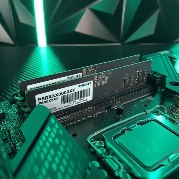 Память DDR5 32GB 5600MHz Patriot PSD532G56002 Signature RTL PC5-44800 CL46 DIMM 288-pin 1.1В dual rank Ret Память DDR5 32GB 5600MHz Patriot PSD532G56002 Signature RTL PC5-44800 CL46 DIMM 288-pin 1.1В dual rank Ret