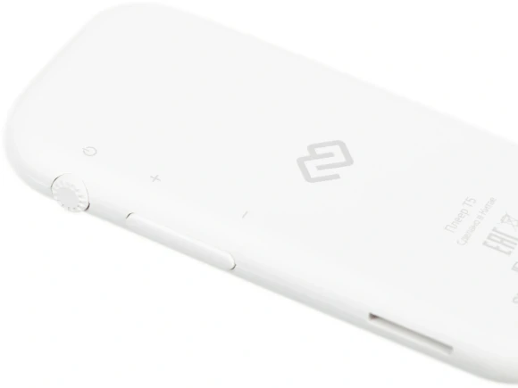 Плеер Hi-Fi Flash Digma T5 BT 16Gb белый/1.54"/FM/microSDHC Плеер Hi-Fi Flash Digma T5 BT 16Gb белый/1.54"/FM/microSDHC