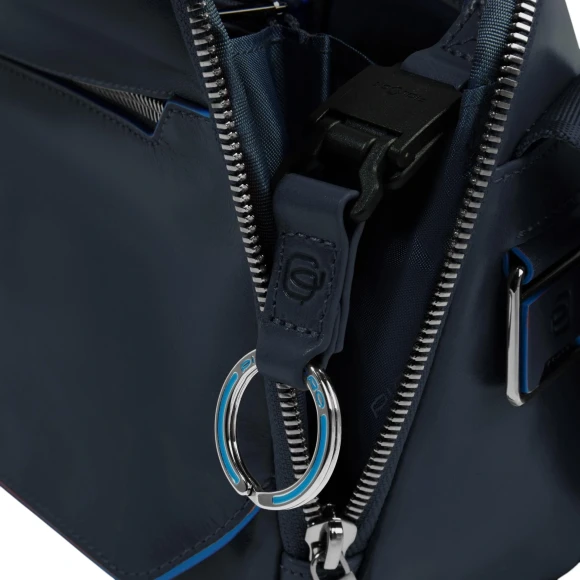 Сумка кросс-боди мужская Piquadro Blue Square CA6900B2/BLU2 темно-синяя натур.кожа