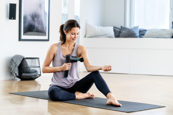 Массажер Beurer MG185 18Вт черный (645.33) Массажер Beurer MG185 18Вт черный (645.33)