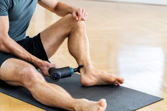 Массажер Beurer MG185 18Вт черный (645.33) Массажер Beurer MG185 18Вт черный (645.33)