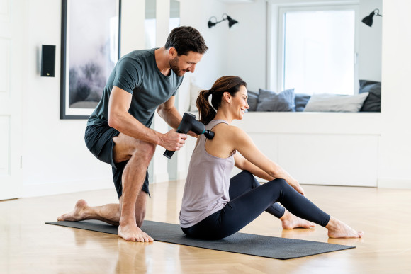 Массажер Beurer MG185 18Вт черный (645.33) Массажер Beurer MG185 18Вт черный (645.33)