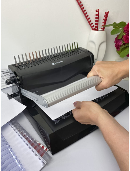 Переплетчик Heleos БП-22 A4/перф.22л.сшив/макс.500л./пластик.пруж. (6-51мм) Переплетчик Heleos БП-22 A4/перф.22л.сшив/макс.500л./пластик.пруж. (6-51мм)