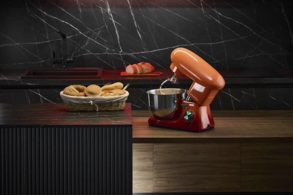 Миксер планетарный Starwind SPM7160 1900Вт оранжевый