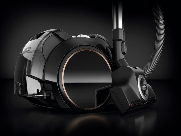 Пылесос Miele Boost CX1 Cat & Dog PowerLine 890Вт черный