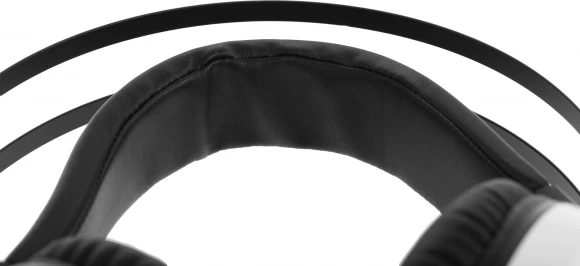 Наушники с микрофоном A4Tech Bloody G521 белый/черный 2.3м мониторные USB оголовье (G521 (WHITE)) Наушники с микрофоном A4Tech Bloody G521 белый/черный 2.3м мониторные USB оголовье (G521 (WHITE))