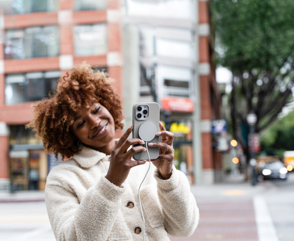 Чехол (клип-кейс) uBear для Apple iPhone 15 Pro Touch Mag Case with MagSafe серый (CS265MG61PTH-I23M)