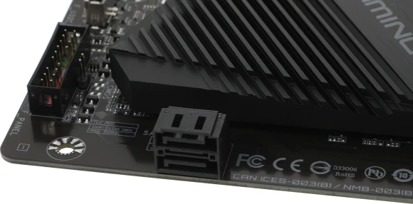 Материнская плата Gigabyte B550 GAMING X V2 Soc-AM4 AMD B550 4xDDR4 ATX AC`97 8ch(7.1) GbLAN RAID+DVI+HDMI