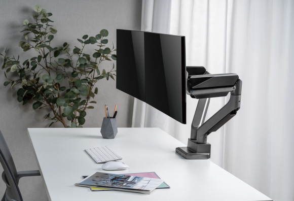 Кронштейн для мониторов Ultramounts UM718 серый 17"-35" макс.15кг крепление к столешнице поворот и наклон Кронштейн для мониторов Ultramounts UM718 серый 17"-35" макс.15кг крепление к столешнице поворот и наклон