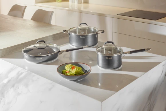 Сковорода Rondell Stern RDS-1264 круглая 26см покрытие: Excalibur ручка несъемная (с крышкой) серый