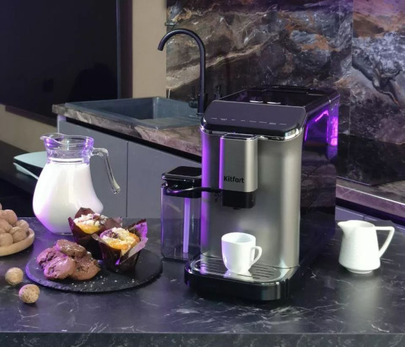 Кофемашина Kitfort КТ-7166 1350Вт черный/нержавеющая сталь