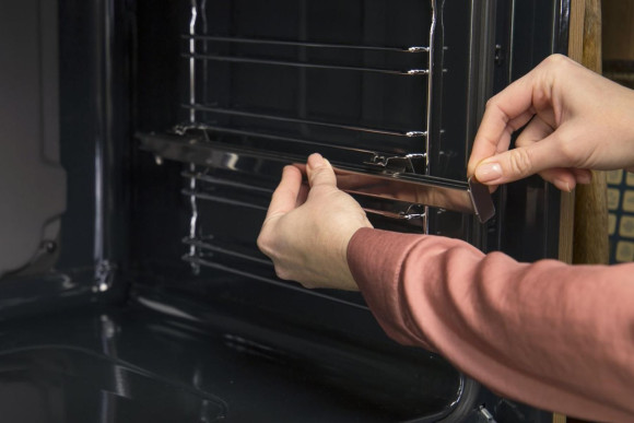 Духовой шкаф Электрический Gorenje BO6725E02WG белый/нержавеющая сталь Духовой шкаф Электрический Gorenje BO6725E02WG белый/нержавеющая сталь