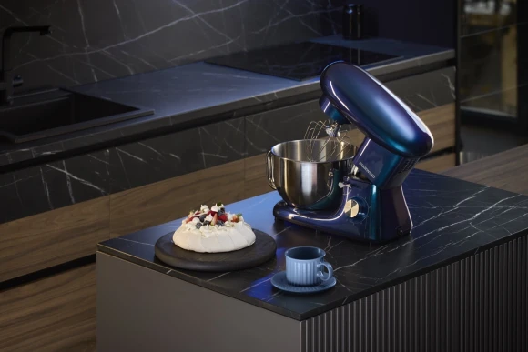 Миксер планетарный Starwind SPM7167 1900Вт фиолетовый Миксер планетарный Starwind SPM7167 1900Вт фиолетовый