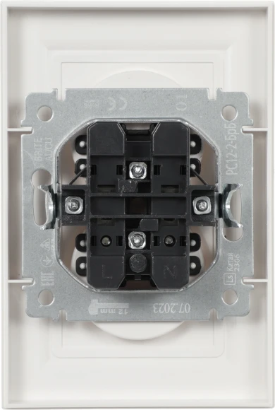 Розетка силов. IEK Brite РС12-2-БрБ BR-R20-10-K01-F 2розет. двойн. скрыт. IP20 белый (упак.:1шт)