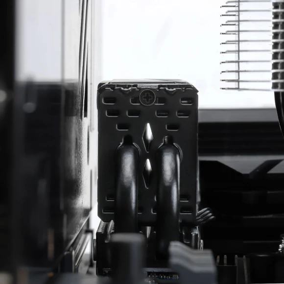 Радиатор для SSD Thermalright HR-10-2280-PRO-BL черный алюминий Ret Радиатор для SSD Thermalright HR-10-2280-PRO-BL черный алюминий Ret