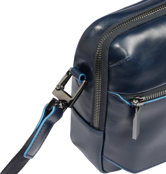 Сумка мужская Piquadro Blue Square CA6588B2/BLU2 синяя натур.кожа Сумка мужская Piquadro Blue Square CA6588B2/BLU2 синяя натур.кожа