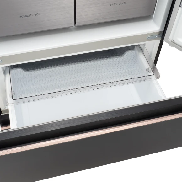 Холодильник Hyundai CM55043F 3-хкамерн. черный стекло инвертер