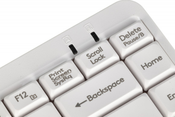 Клавиатура A4Tech FK11 белый USB slim (FK11 USB (WHITE)) кабель 1.5м