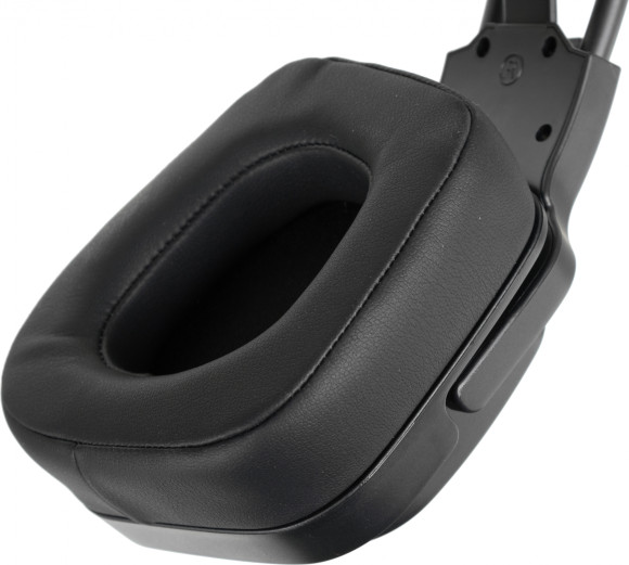 Наушники с микрофоном A4Tech Bloody G575 черный 2м мониторные USB оголовье (G575 USB/ BLACK) Наушники с микрофоном A4Tech Bloody G575 черный 2м мониторные USB оголовье (G575 USB/ BLACK)