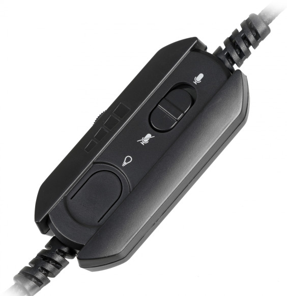 Наушники с микрофоном A4Tech Bloody G575 черный 2м мониторные USB оголовье (G575 USB/ BLACK) Наушники с микрофоном A4Tech Bloody G575 черный 2м мониторные USB оголовье (G575 USB/ BLACK)