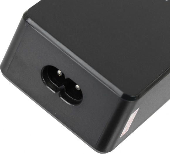 Блок питания Buro BUM-C-065 автоматический 65W 5V-20V 3A Блок питания Buro BUM-C-065 автоматический 65W 5V-20V 3A