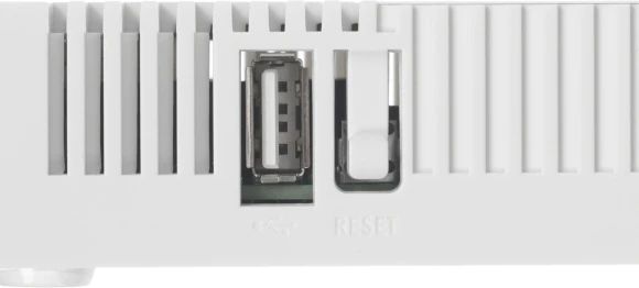 Роутер беспроводной MikroTik hAP ac (RB962UIGS-5HACT2HNT) AC1750 10/100/1000BASE-TX/SFP белый Роутер беспроводной MikroTik hAP ac (RB962UIGS-5HACT2HNT) AC1750 10/100/1000BASE-TX/SFP белый