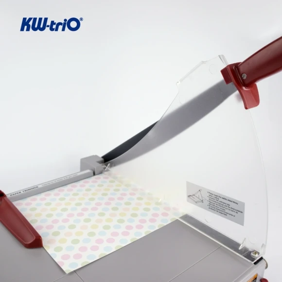 Резак сабельный Kw-Trio 3921 A4/10лист./335мм/ручн.прижим/защитный экран Резак сабельный Kw-Trio 3921 A4/10лист./335мм/ручн.прижим/защитный экран