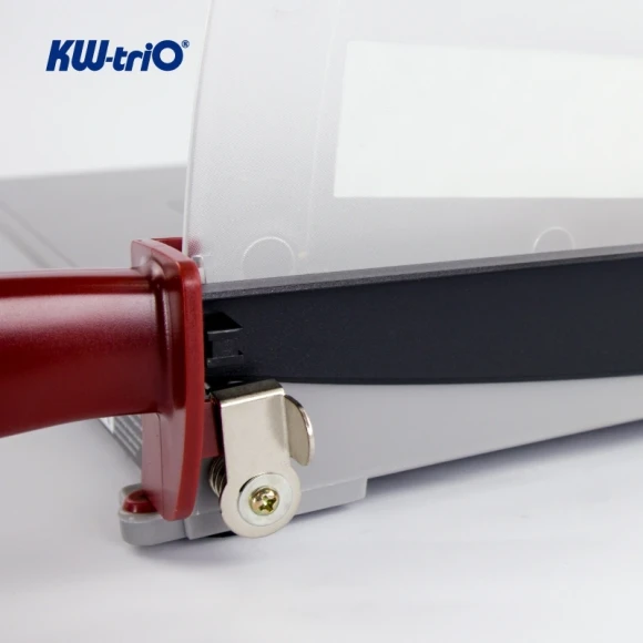 Резак сабельный Kw-Trio 3921 A4/10лист./335мм/ручн.прижим/защитный экран Резак сабельный Kw-Trio 3921 A4/10лист./335мм/ручн.прижим/защитный экран