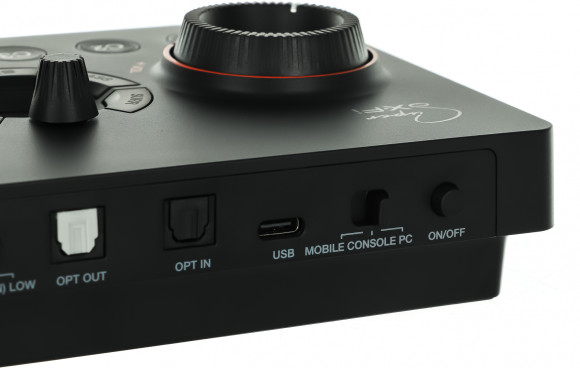 Звуковая карта Creative USB Sound BlasterX GC7 (Super X-Fi Ultra DSP) 7.1 Ret