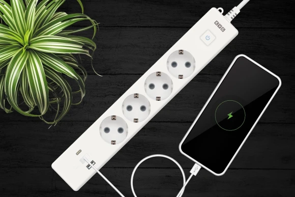 Сетевой удлинитель Powercube PC-6-2M 1.9м (4 розетки) белый (коробка) Сетевой удлинитель Powercube PC-6-2M 1.9м (4 розетки) белый (коробка)