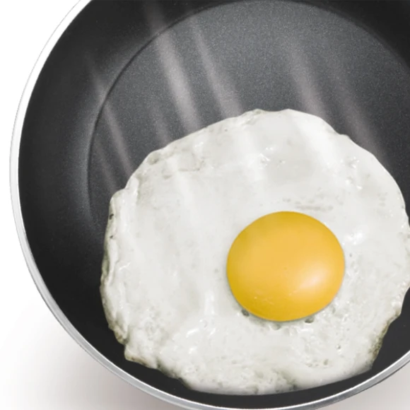 Сковорода Rondell Magnate RDA-1240 круглая 20см покрытие: Xylan Plus ручка несъемная (без крышки) черный Сковорода Rondell Magnate RDA-1240 круглая 20см покрытие: Xylan Plus ручка несъемная (без крышки) черный