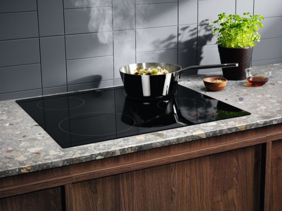 Индукционная варочная поверхность Electrolux EIB60420CK черный