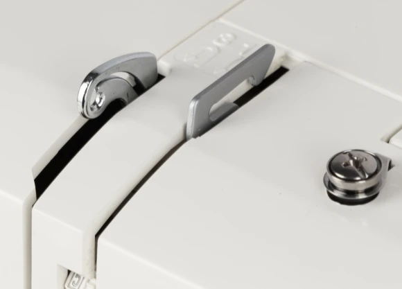 Швейная машина Janome 311PG белый/розовый