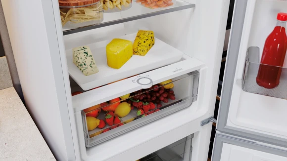 Холодильник Hotpoint HT 7201I W O3 2-хкамерн. белый Холодильник Hotpoint HT 7201I W O3 2-хкамерн. белый